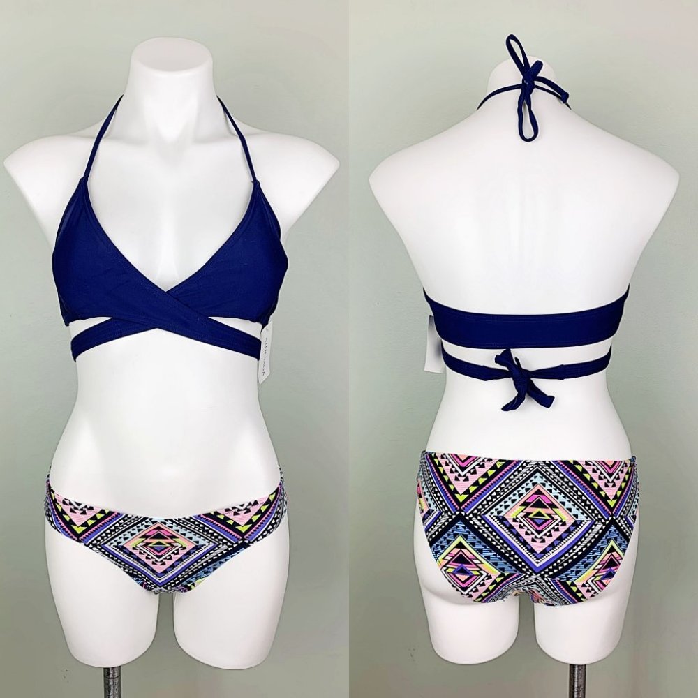 Tribal Print Crisscross Halter Wrap Hipster Bikini - Picture 3 of 6